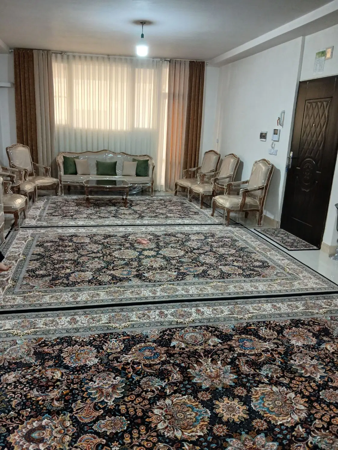 واحد ۱۰۰ متری در نصیرشهر