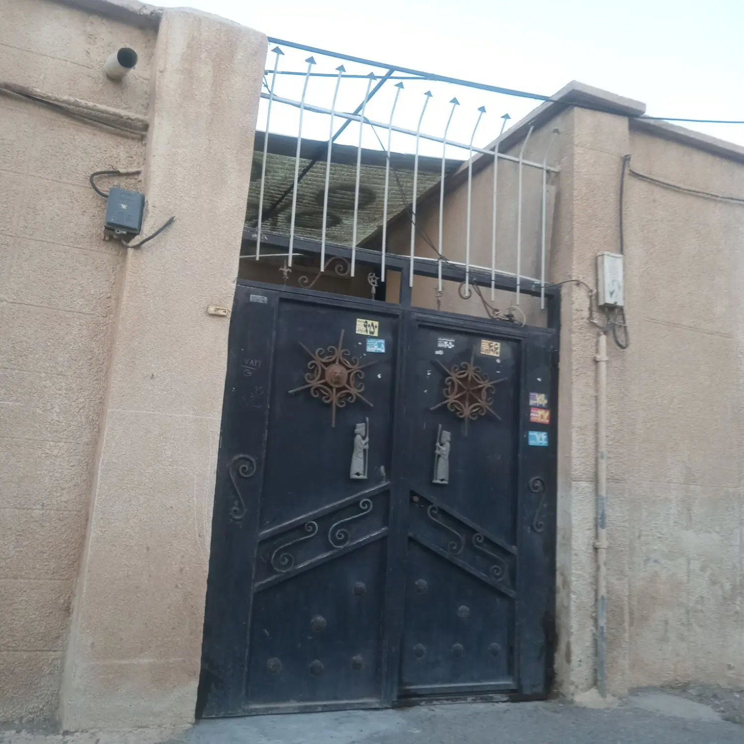 خانه دربستی  نادرآباد  آبان ۲