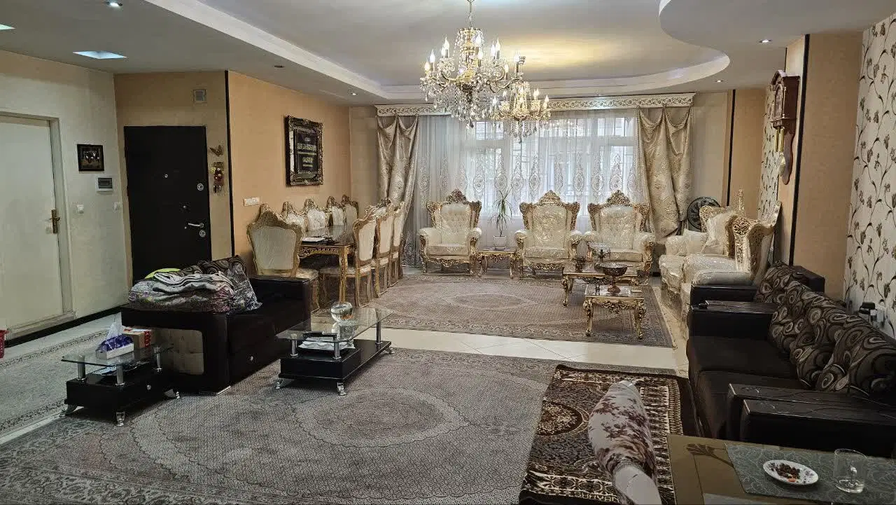 معاوضه با آپارتمانی در کرج با خرید خانه در خوی
