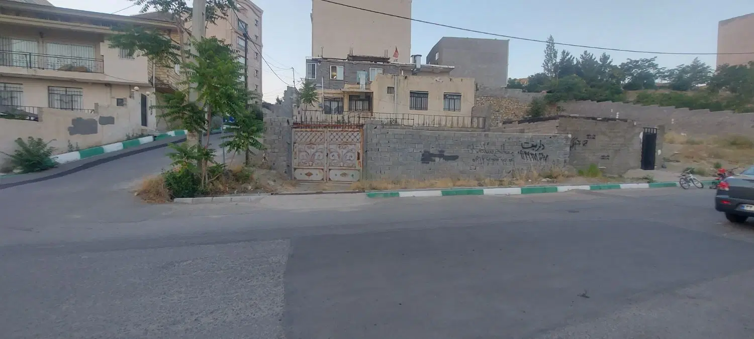 ۲۵۰ متر کلنگی مطهری