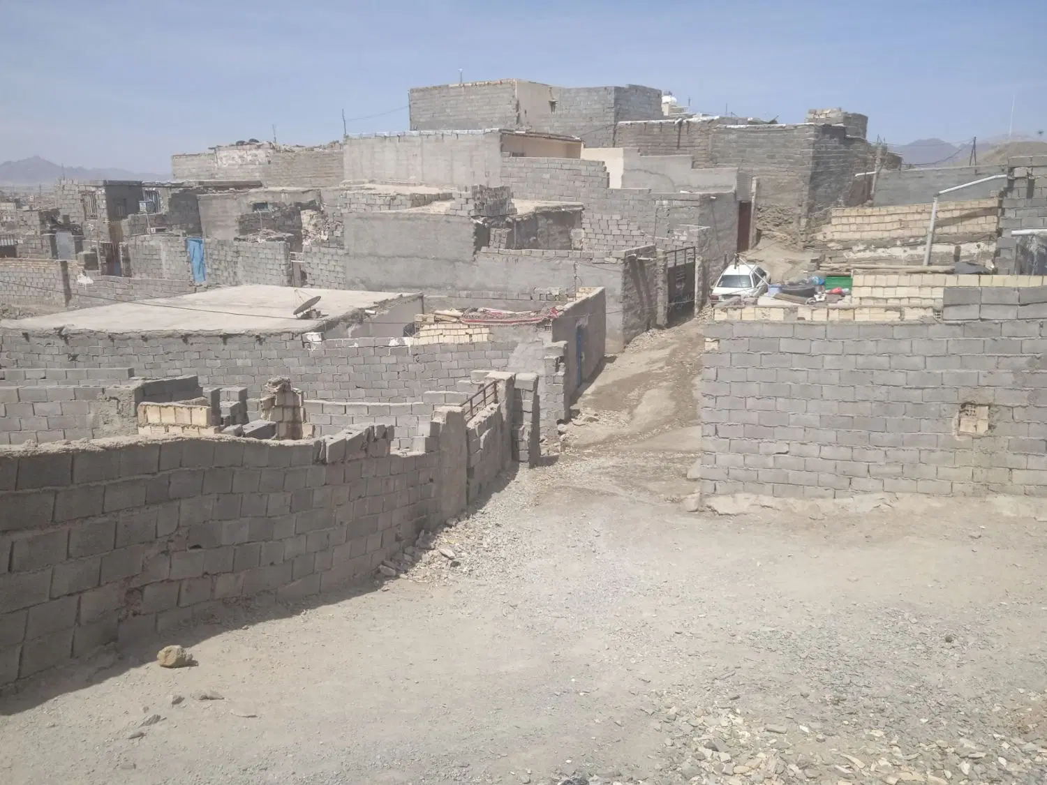 خانه نیمه کاره ماشین رو شهید سلیمانی