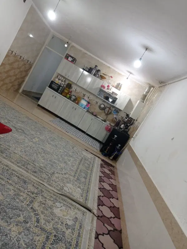 خونه ۱۰۰متری ماشین رو