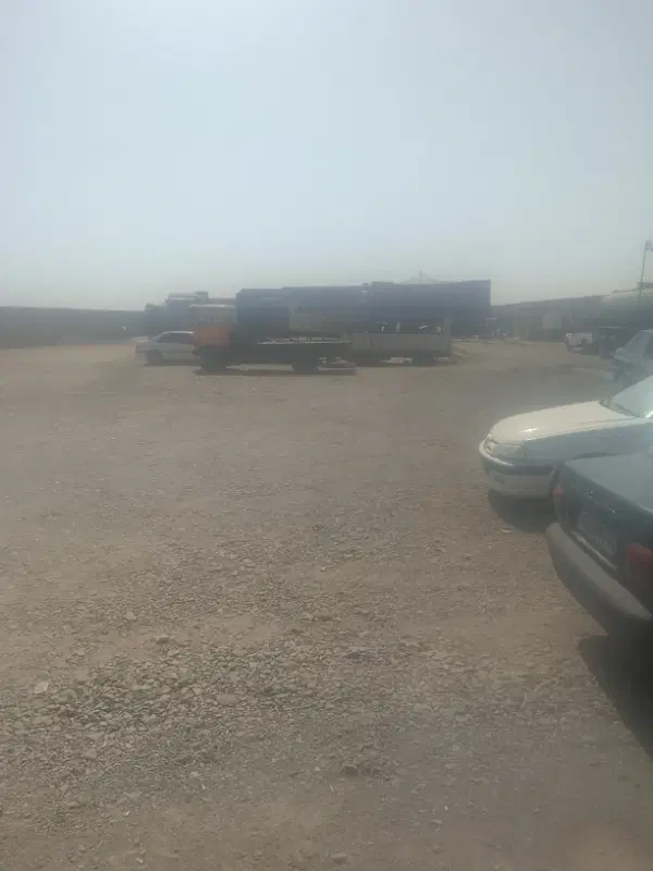 مغازه داخل گاراژ