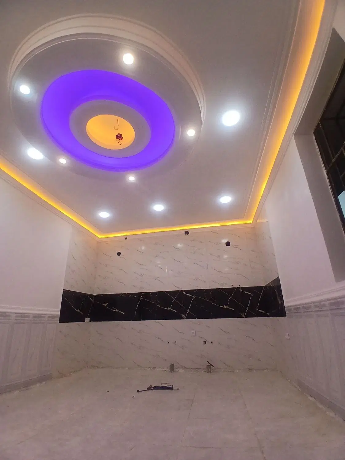 خانه کوی مندلی خیابان کروشات یکم‌