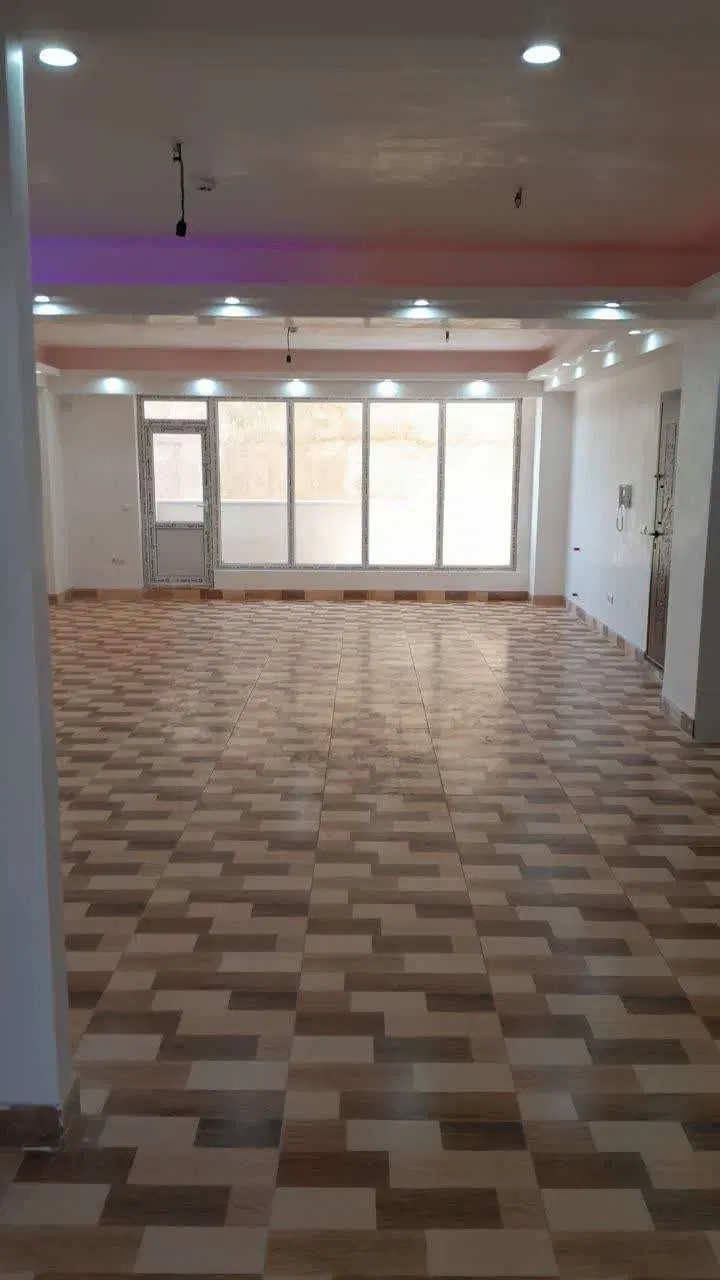 آپارتمان در شهرک نور،کوی لاله