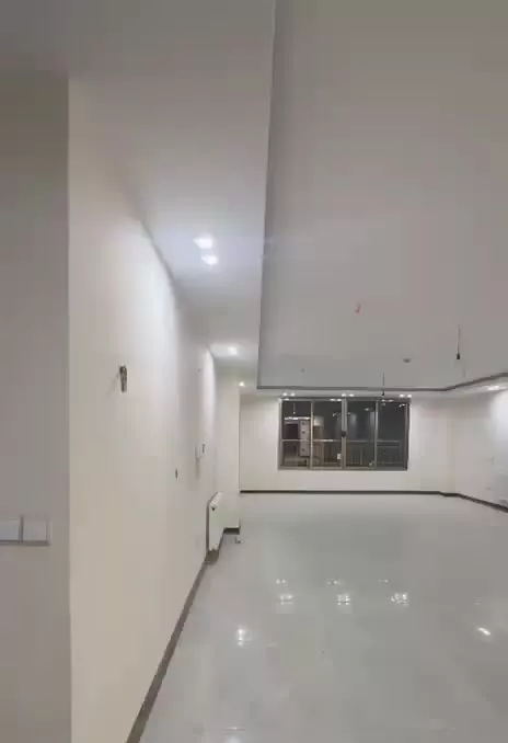 واحد ۳ خوابه ۱۷۵ متری