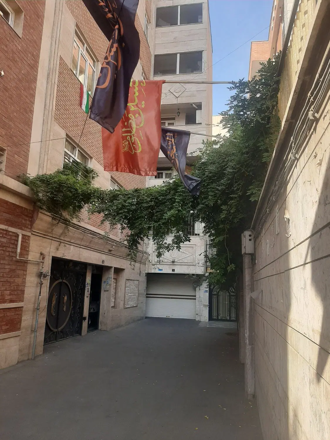 ۸۳ متر ۲خواب خ لرزاده فول  و پاسیو۱۲متر و بالکن