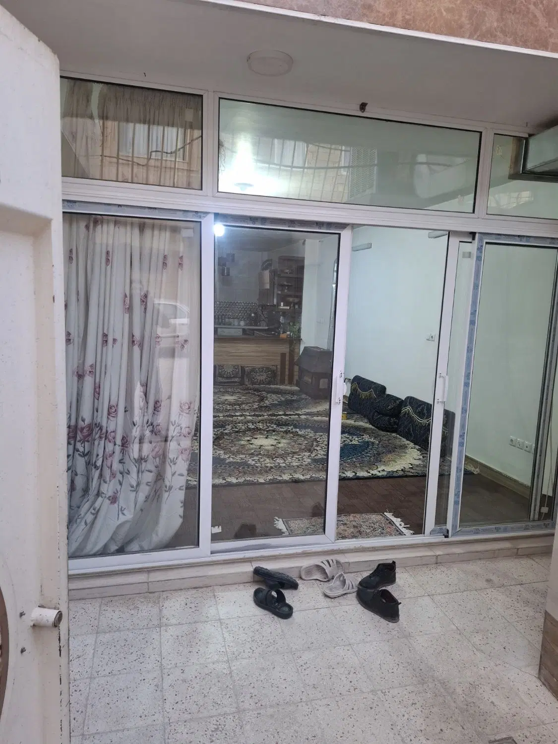 فروش منزل مسکونی طبقه همکف