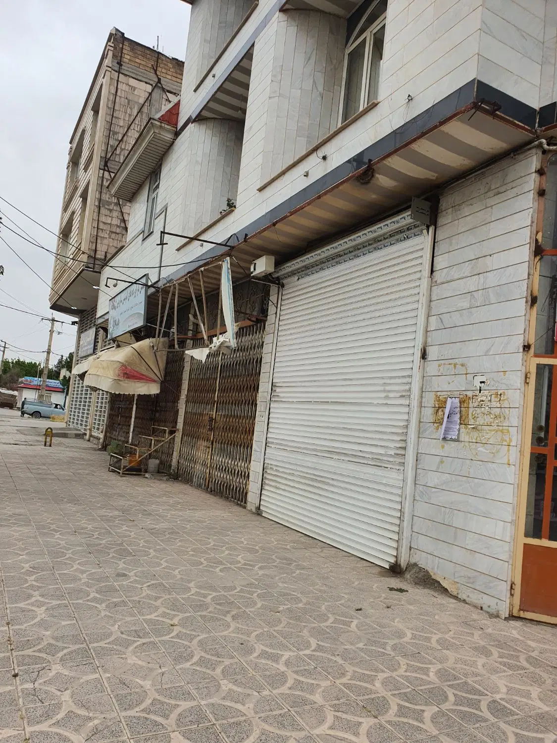اجاره ورهن مغازه ۴دهنه مغازه بر بلوار چمران
