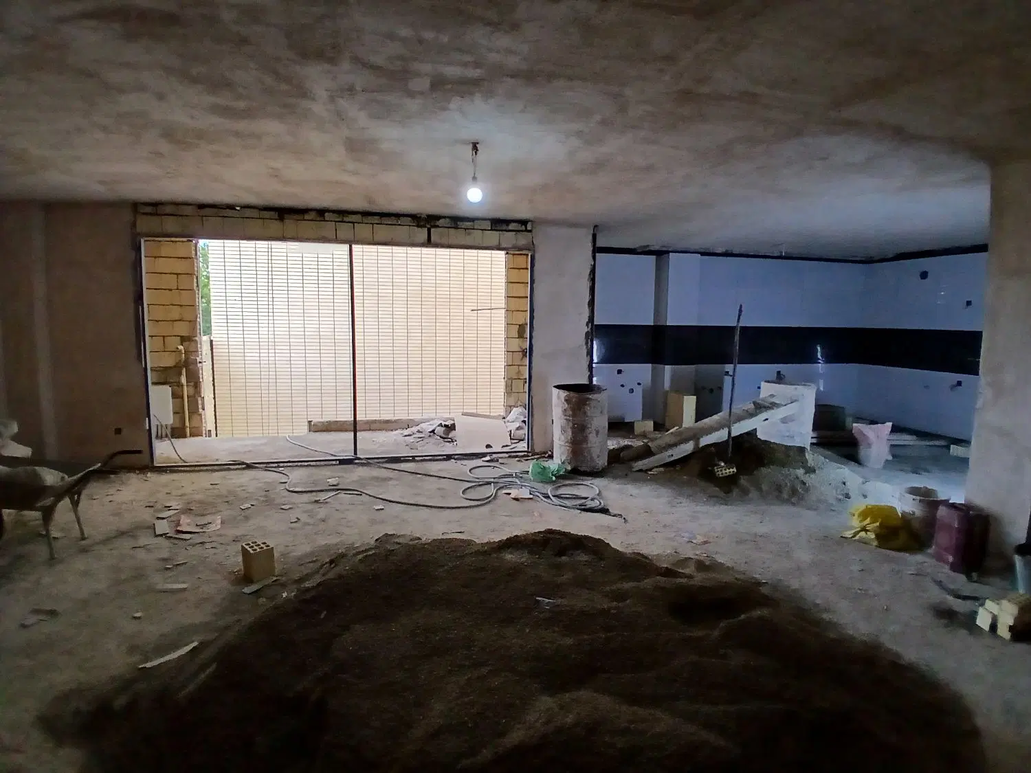 آپارتمان ۱۸۰ متری