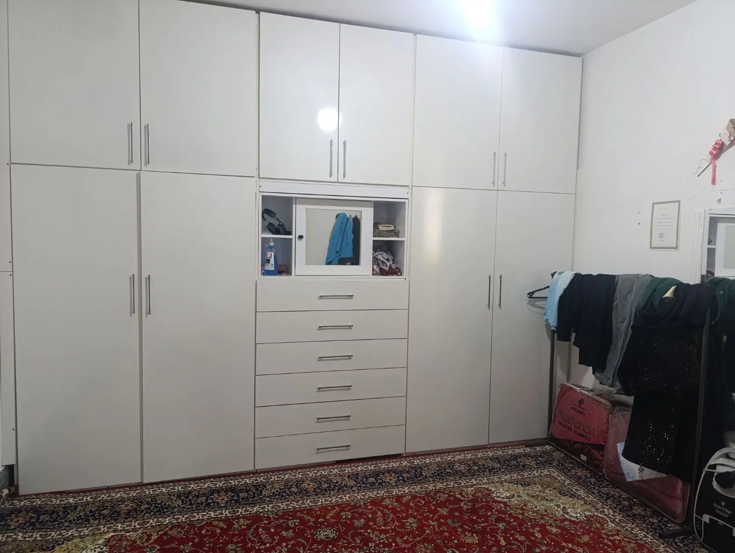 خانه ویلایی_ دو طبقه _ دوقدمی بازار