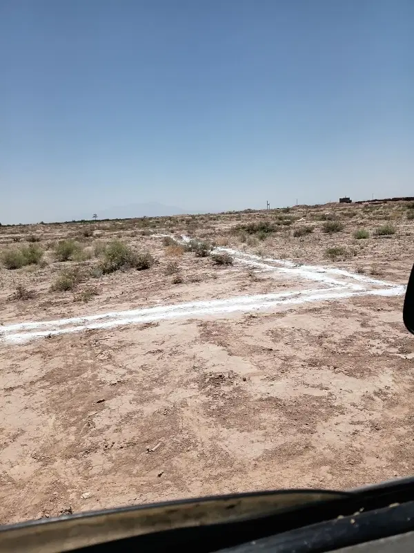 زمین فروشی