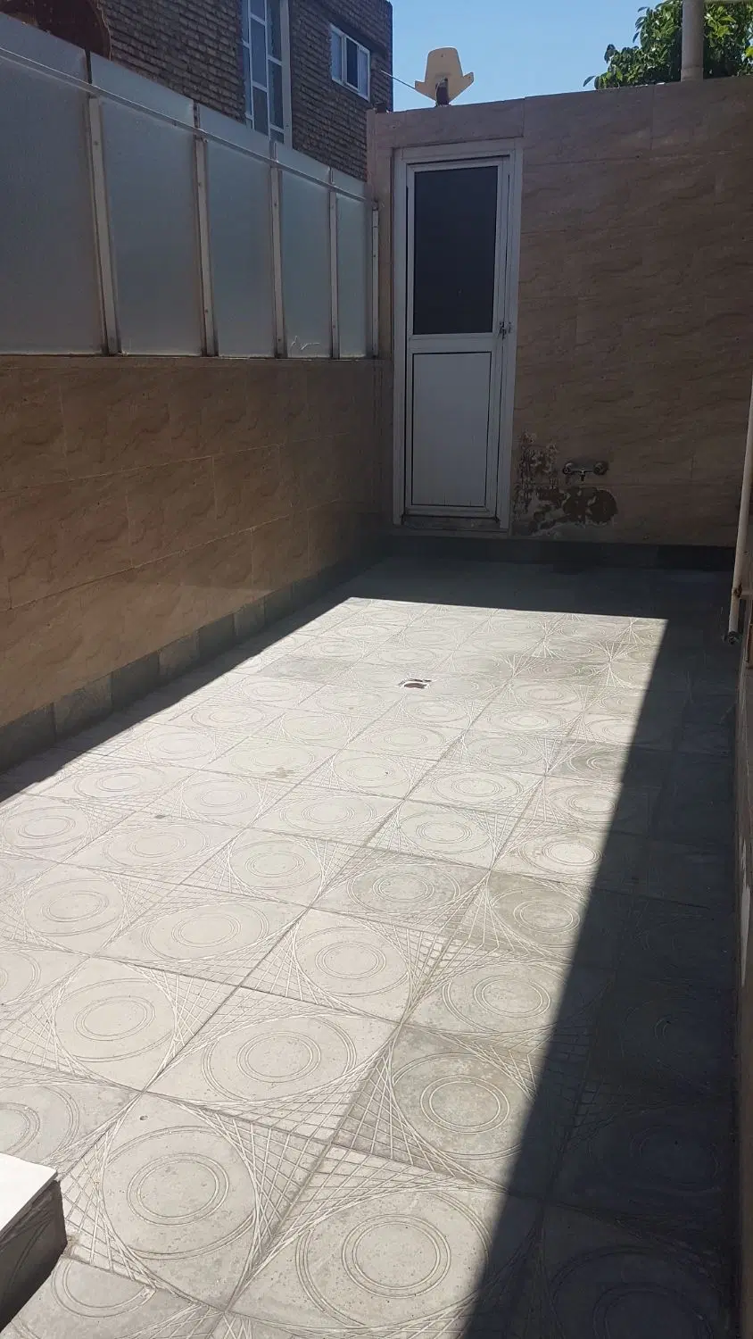خانه صد متری کلا راه جدا در قراملک