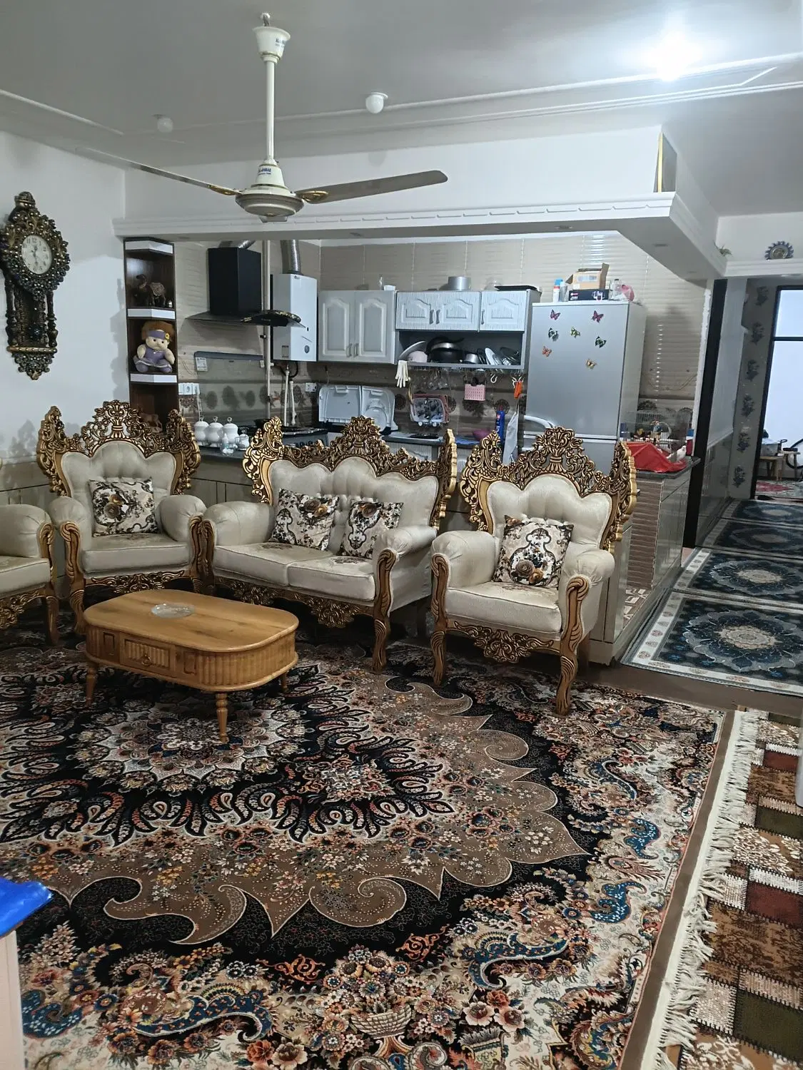 خانه طبقه بالا دو خواب بدون پارکینگ