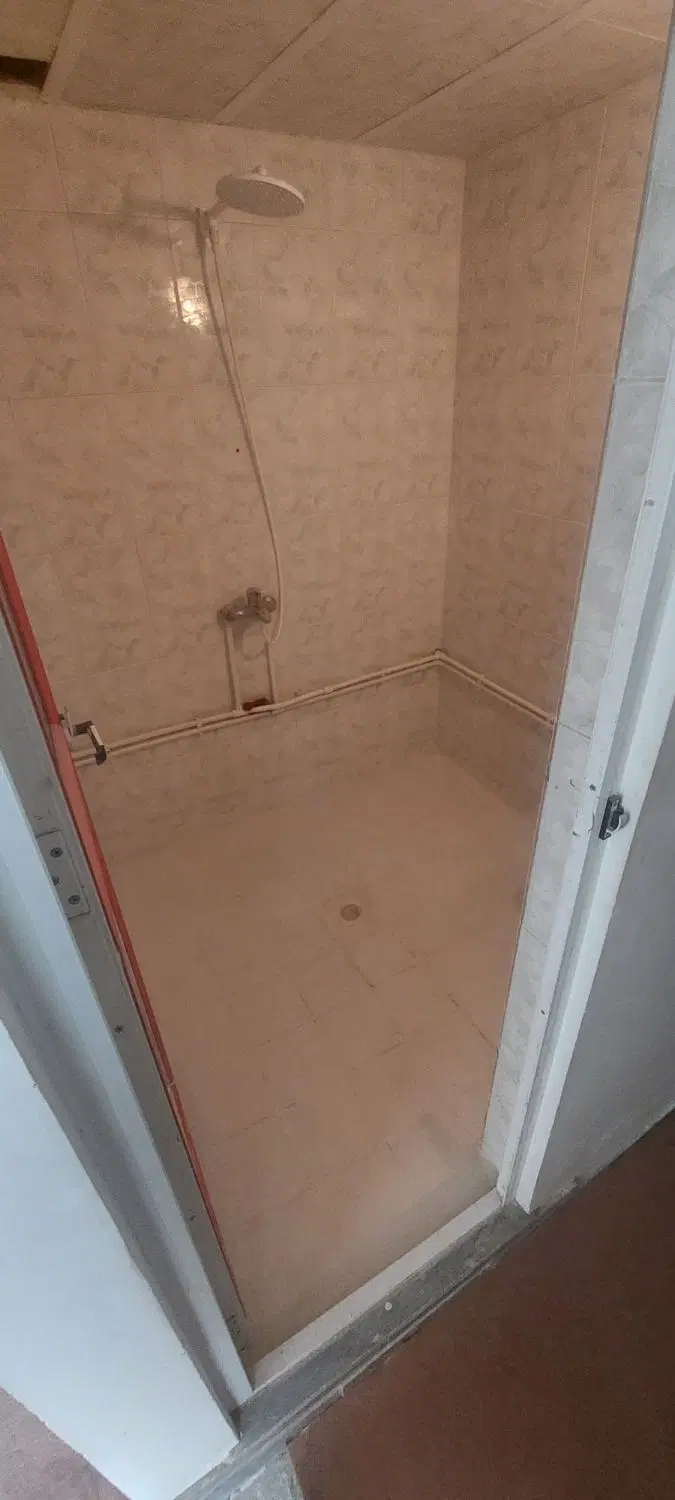 خانه استیجاری در خیابان خشکبار
