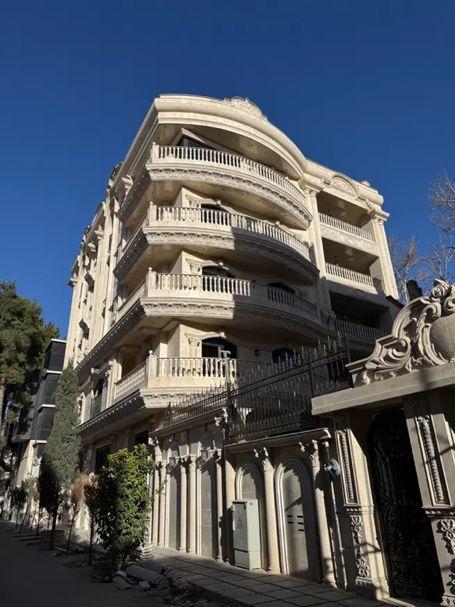 خواهان مشارکت سازنده هستم