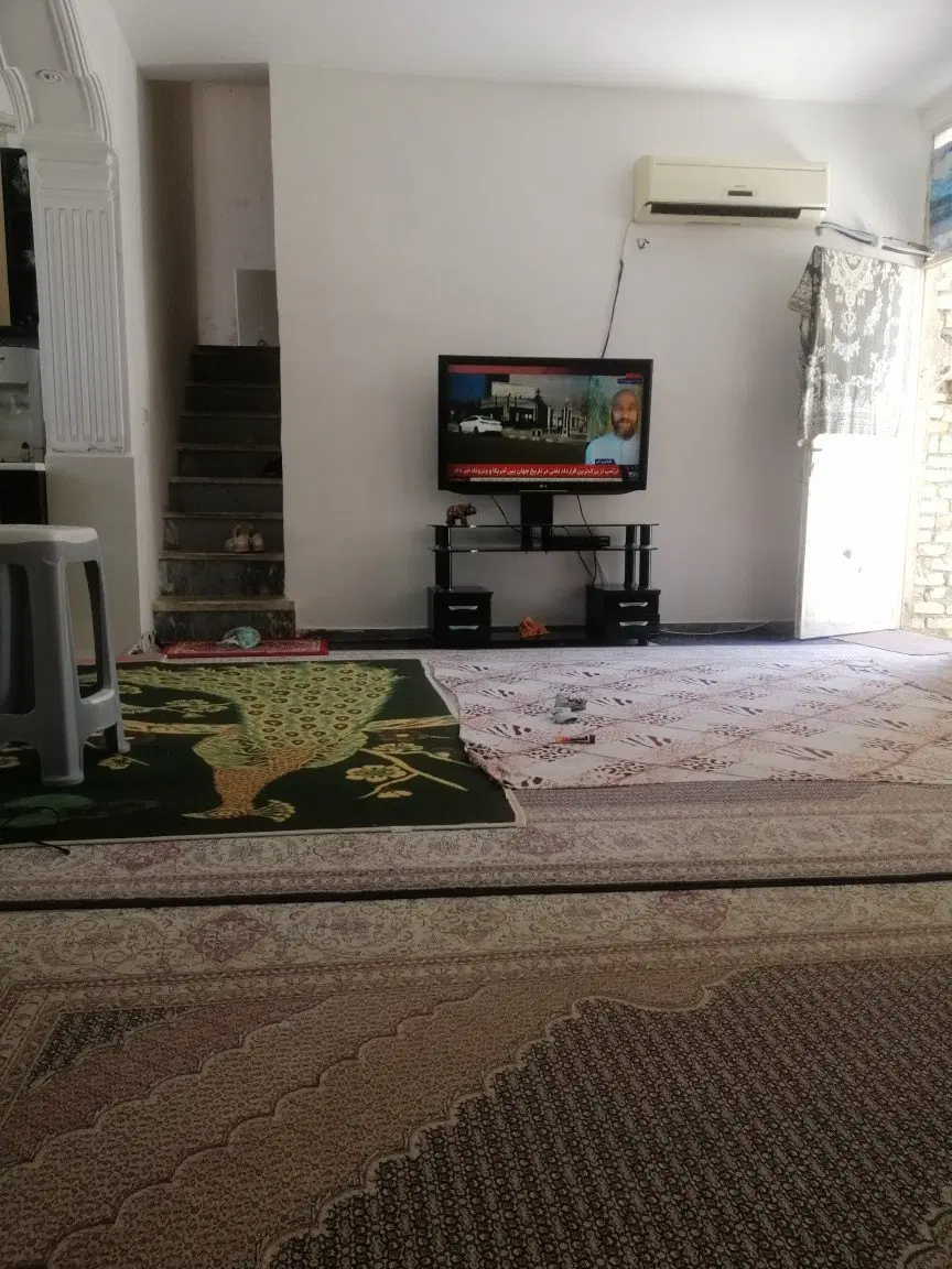 ملک یک طبقه ویلائی
