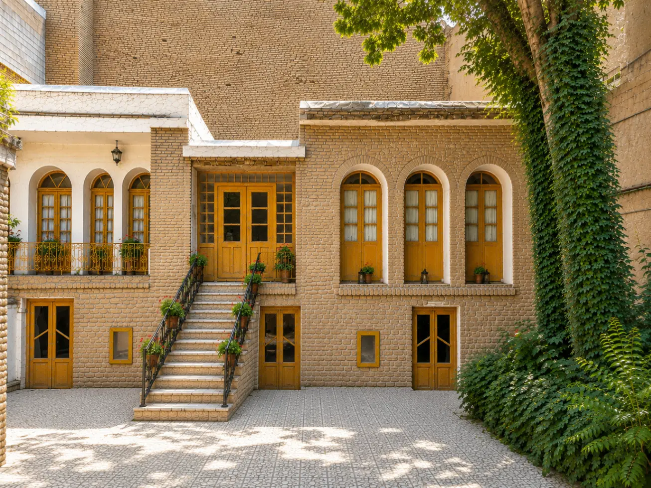 تهاتر اقامتگاه بومگردی در همدان با ملک در تهران