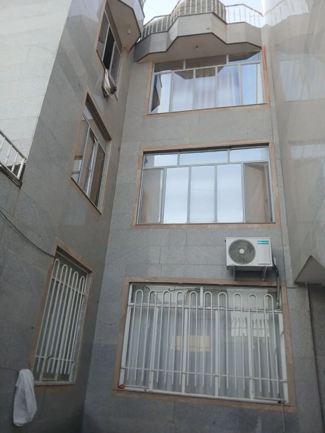 فروش آپارتمان سه طبقه