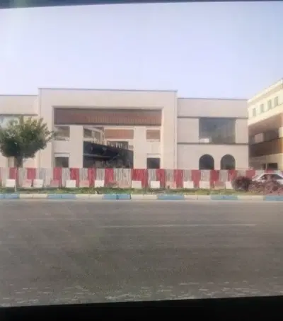 مغازه تجاری
