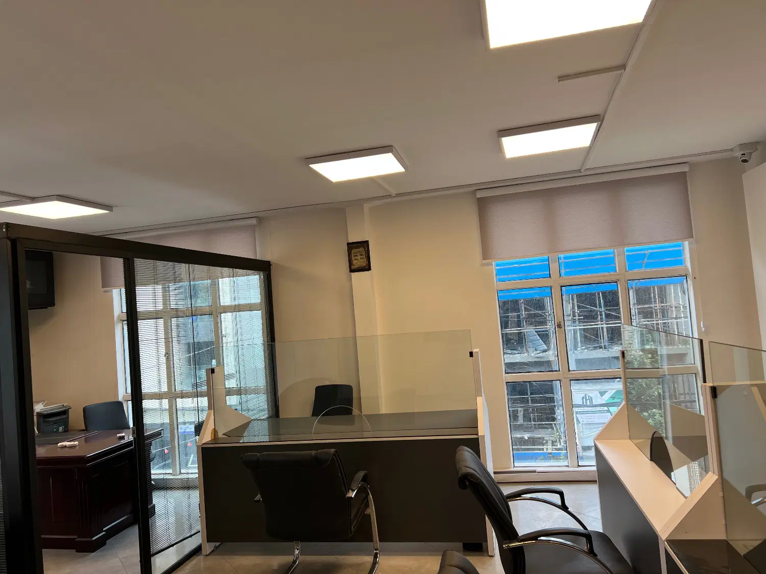 اجاره دفتر کار ۸۵ متری سند اداری