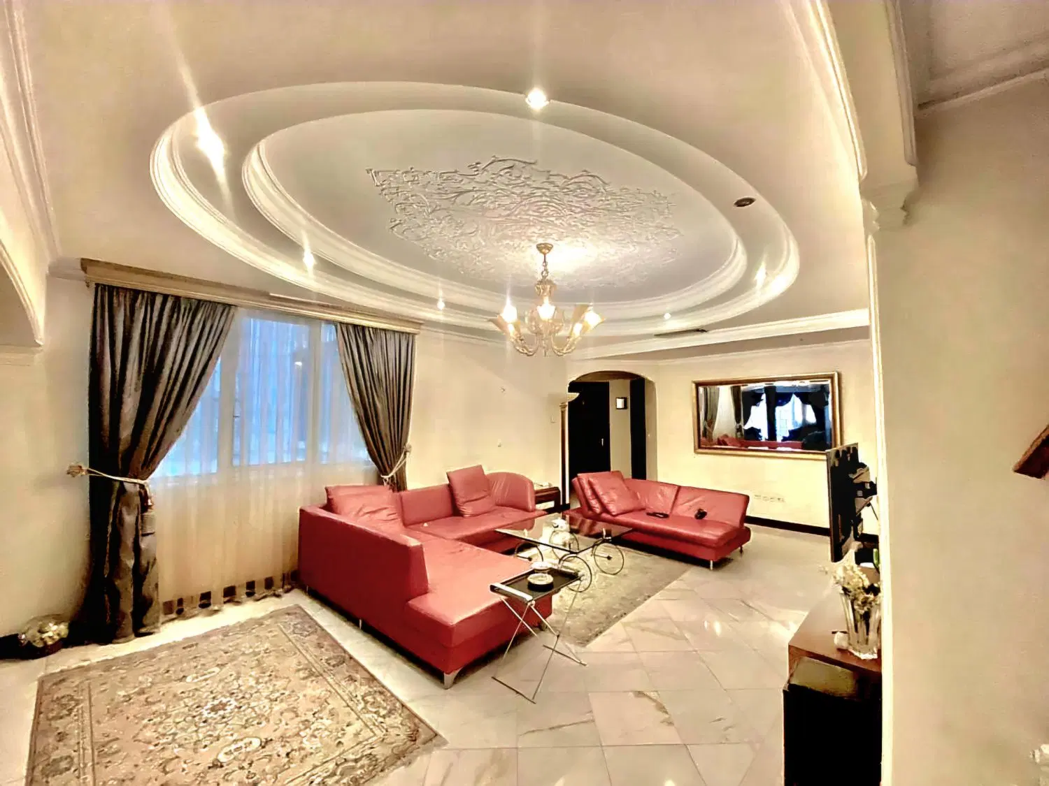 آپارتمان ۴ خوابه محمودیه رهن کامل