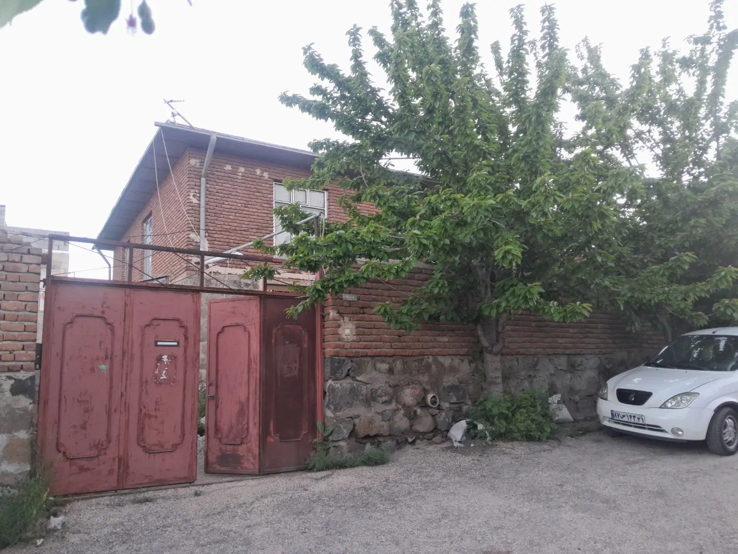 خونه  ویلایی ۲۰۰ سند منگوله دار