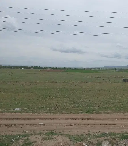 زمین میان چال مجتمع افتاب درخشان