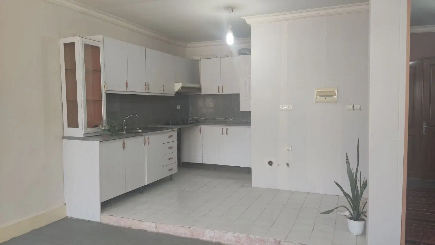 آپارتمان دوخوابه ۱۰۰ متری