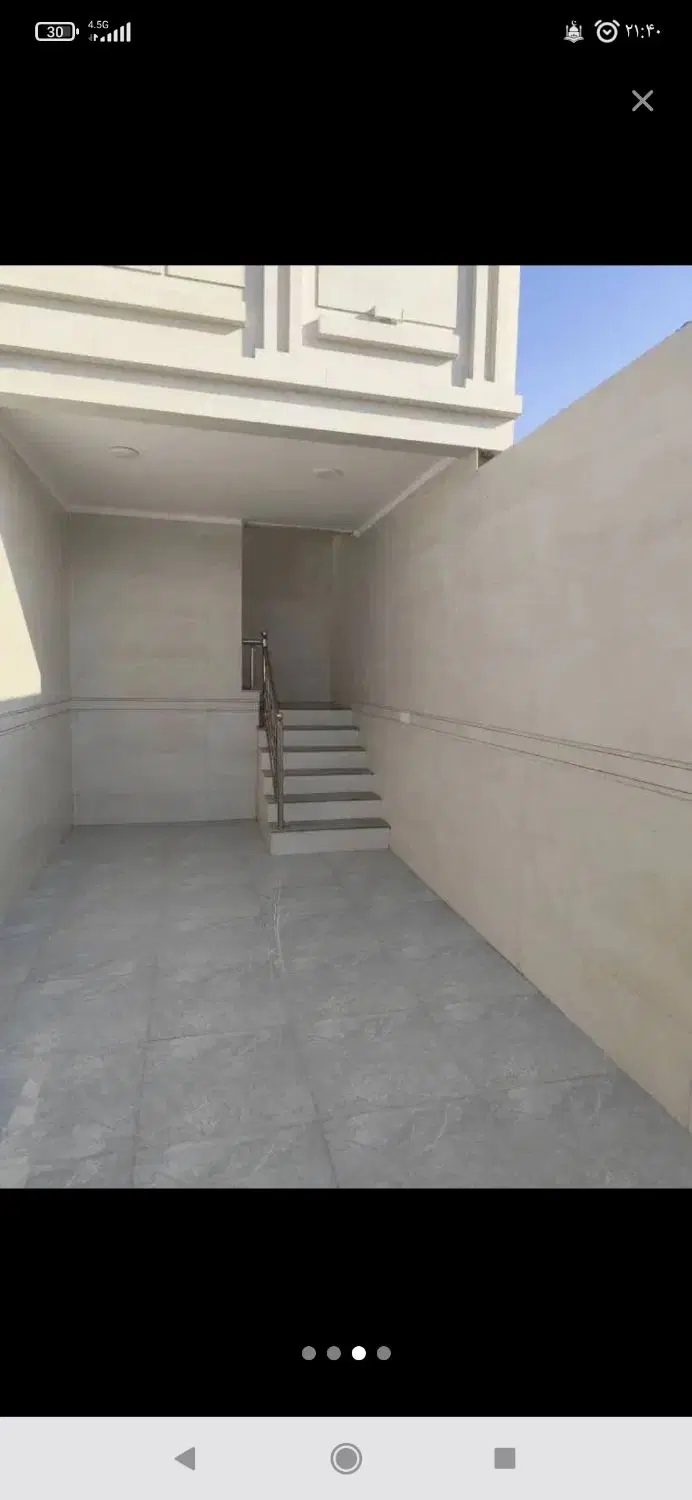پیش فروش طبقه بالا پارک ماشین