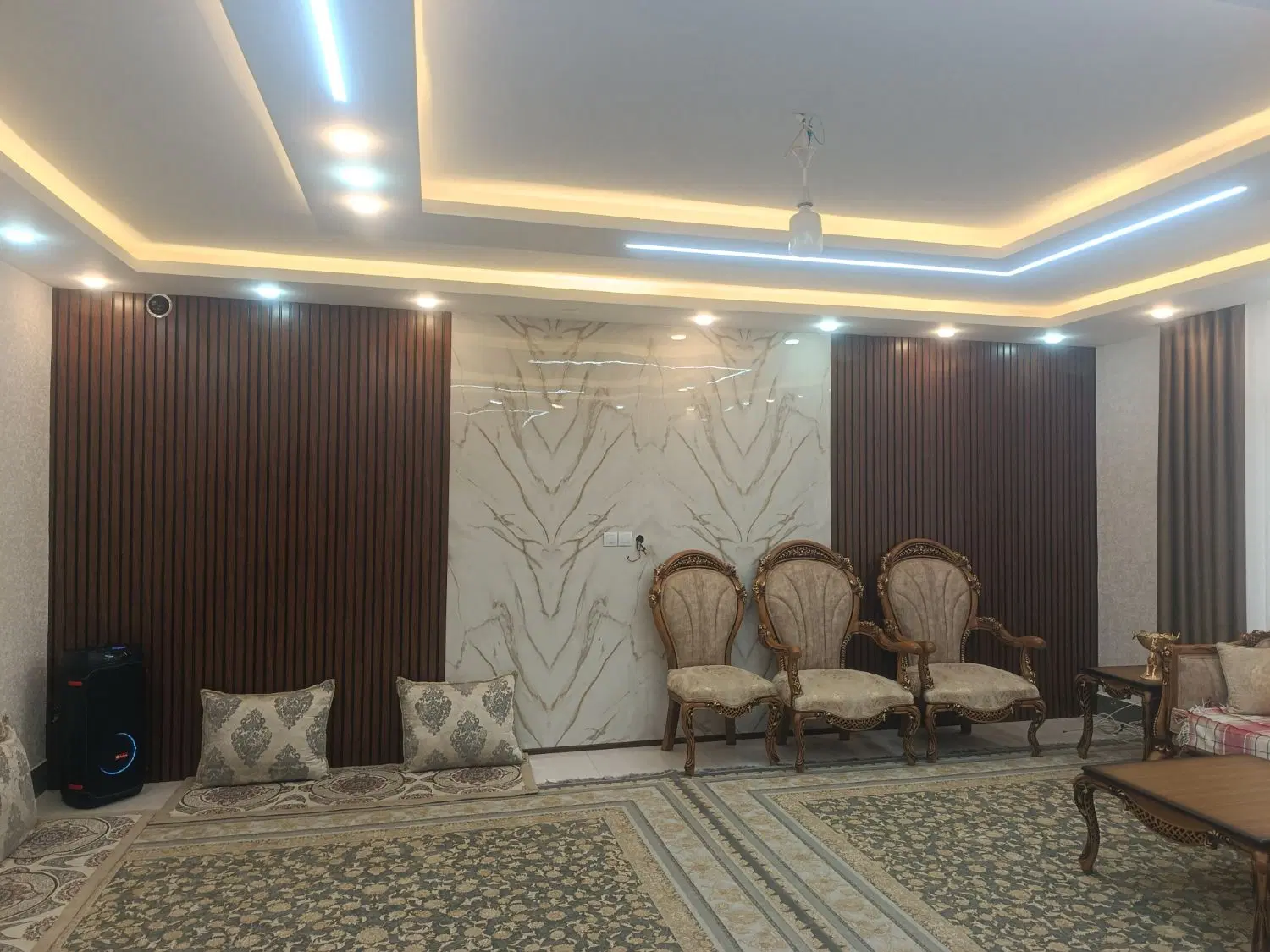 منزل دو طبقه واقع در افجد