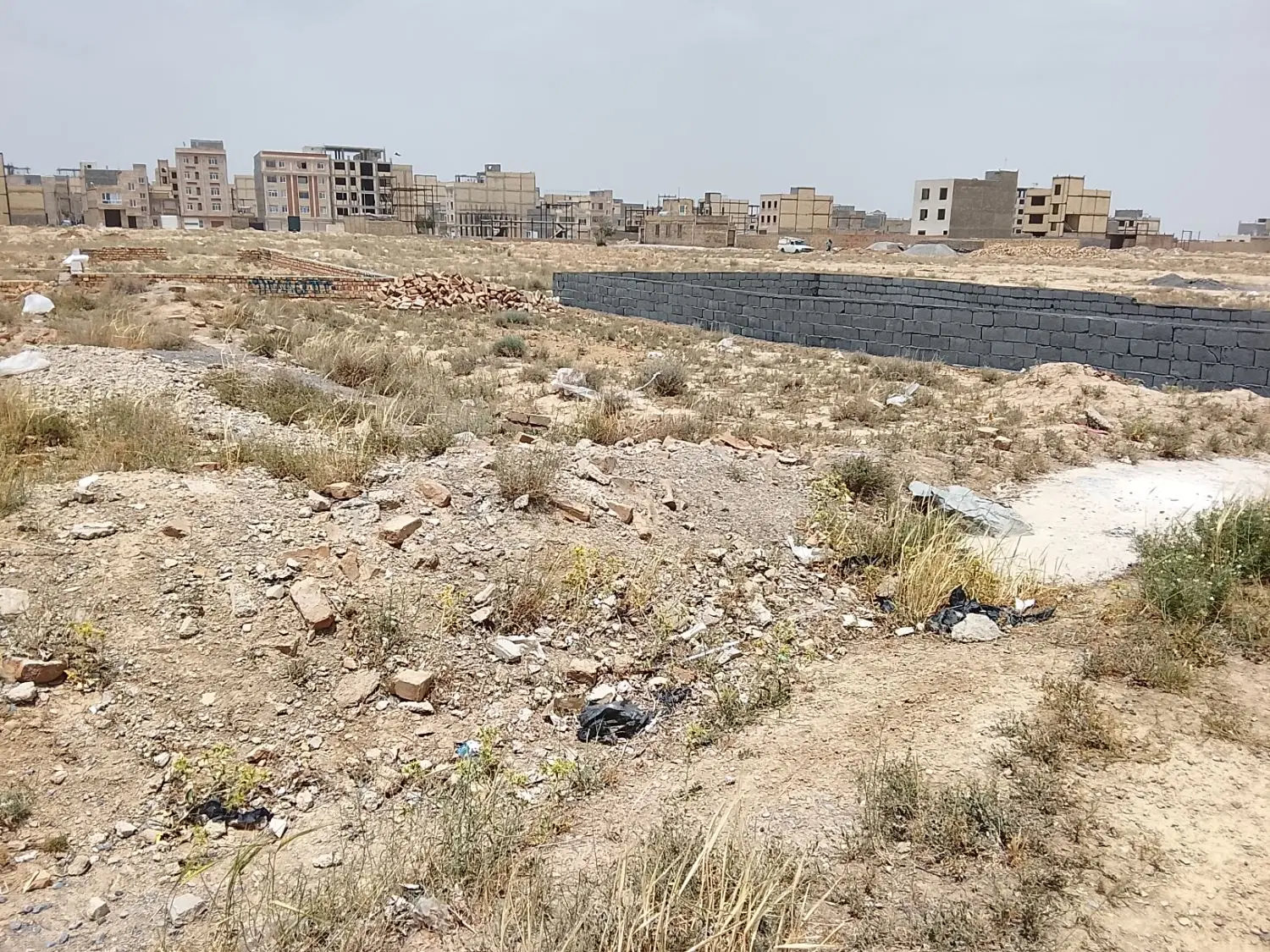 زمین مهردشت
