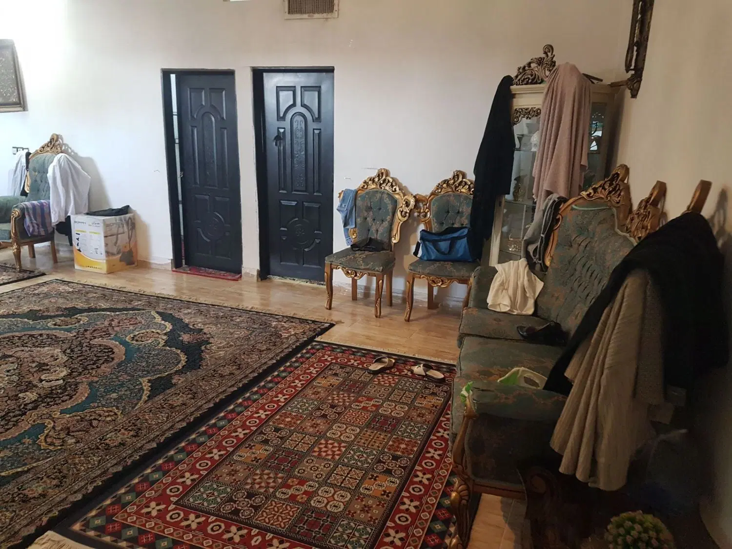 اپارتمان ۹۰متری باهوایی دوطبقه