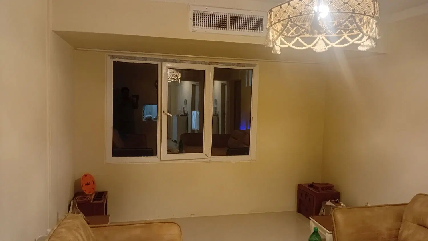 ۸۰ متری سالن بزرگ