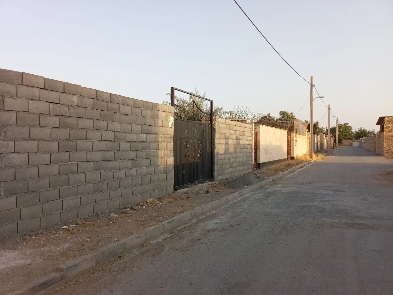 زمین مسکونی 482 متر روستای امان اباد