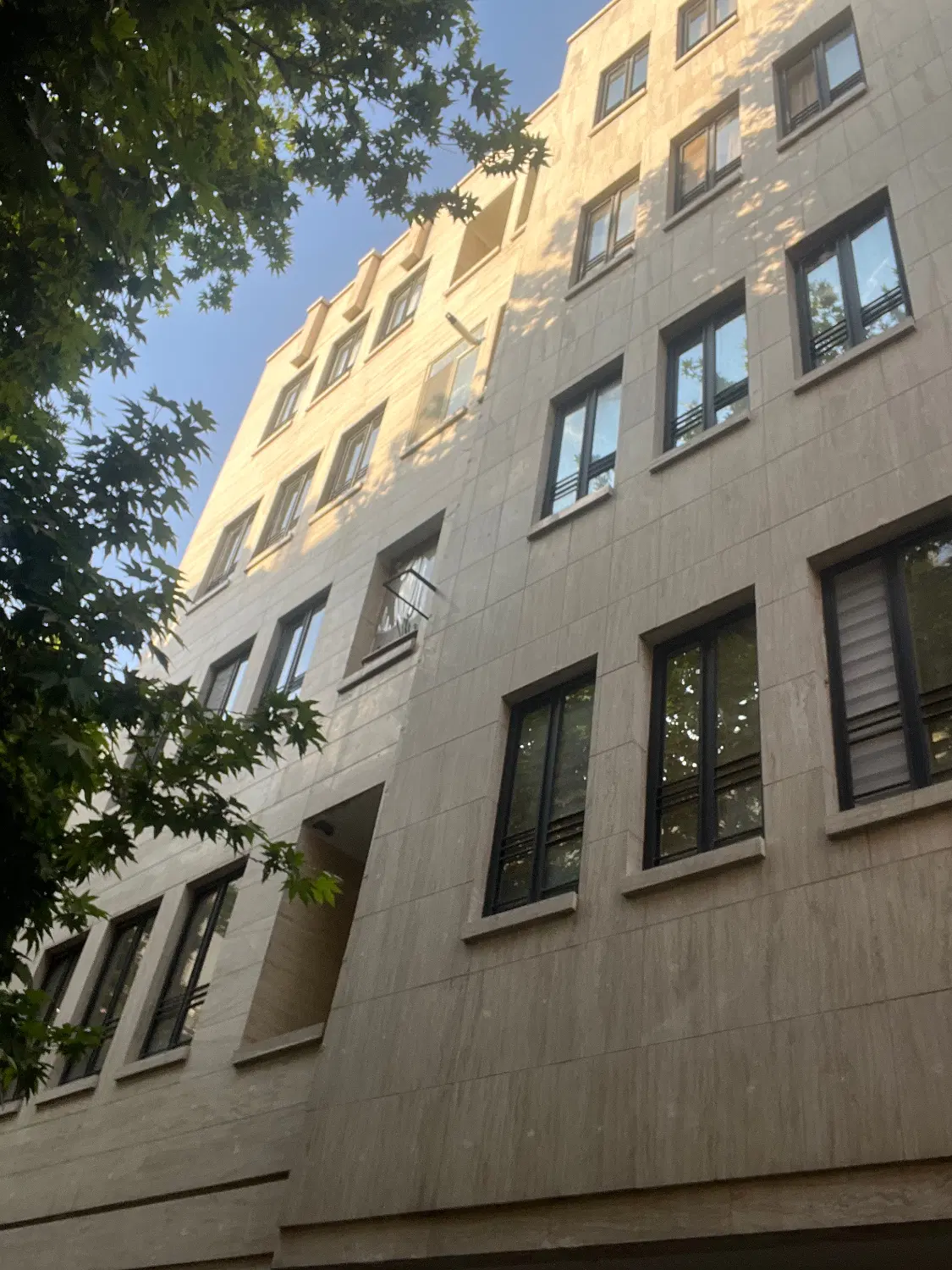 فروش مسکونی هنرستان