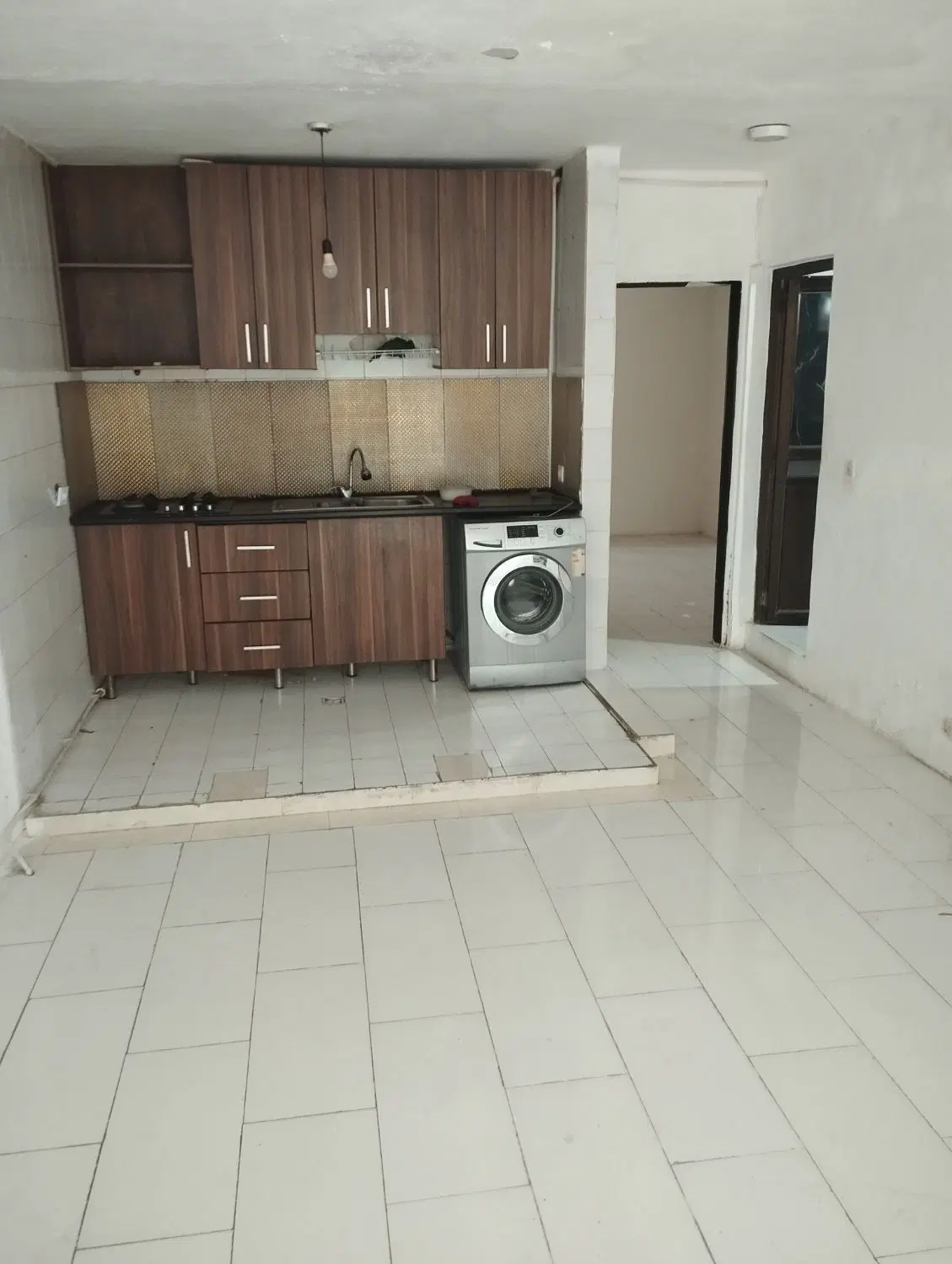 اجاره یکخواب لاین ترافیک