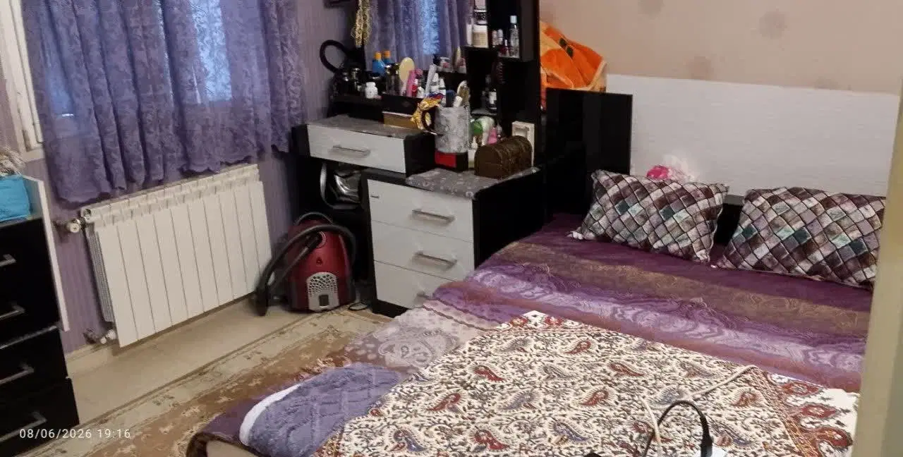 مجتمع اساتید گلها ۷۶ متر