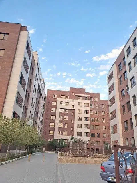 آپارتمان شهرک شهید رئیسی (۵۶۰ هکتاری)