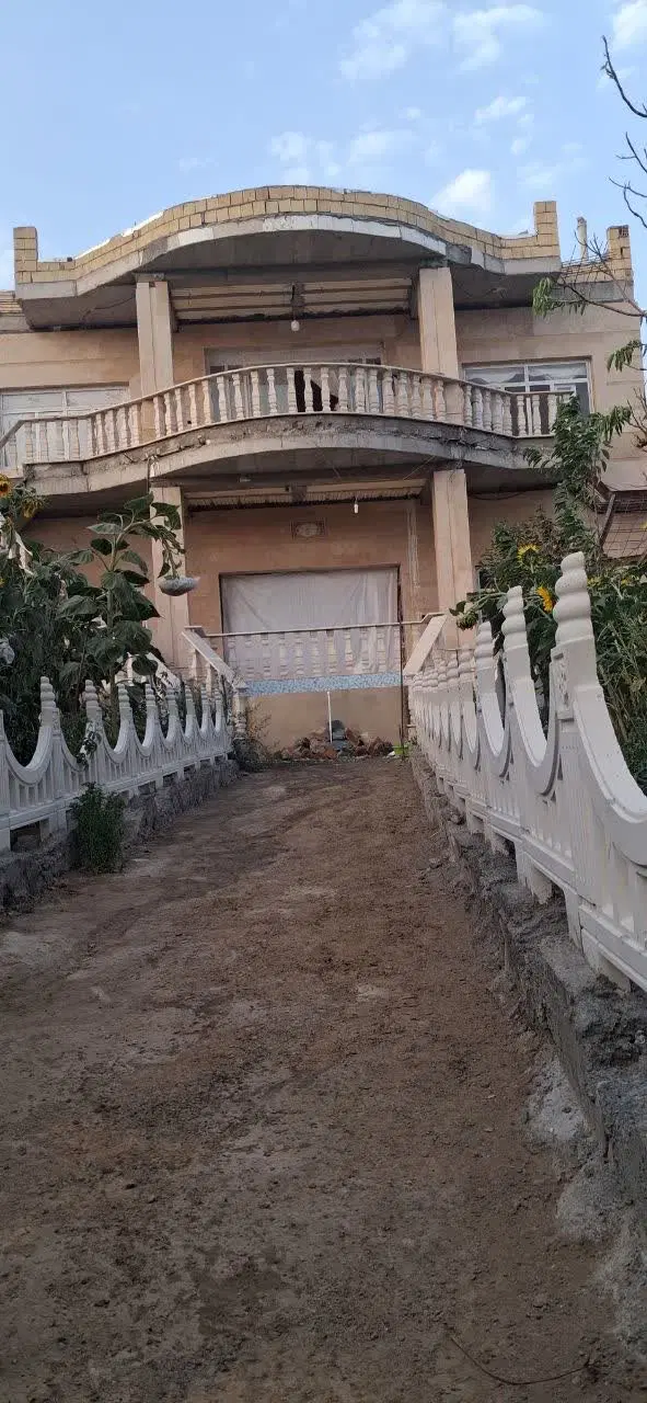 عمارت ویلایی مهندسی ساز