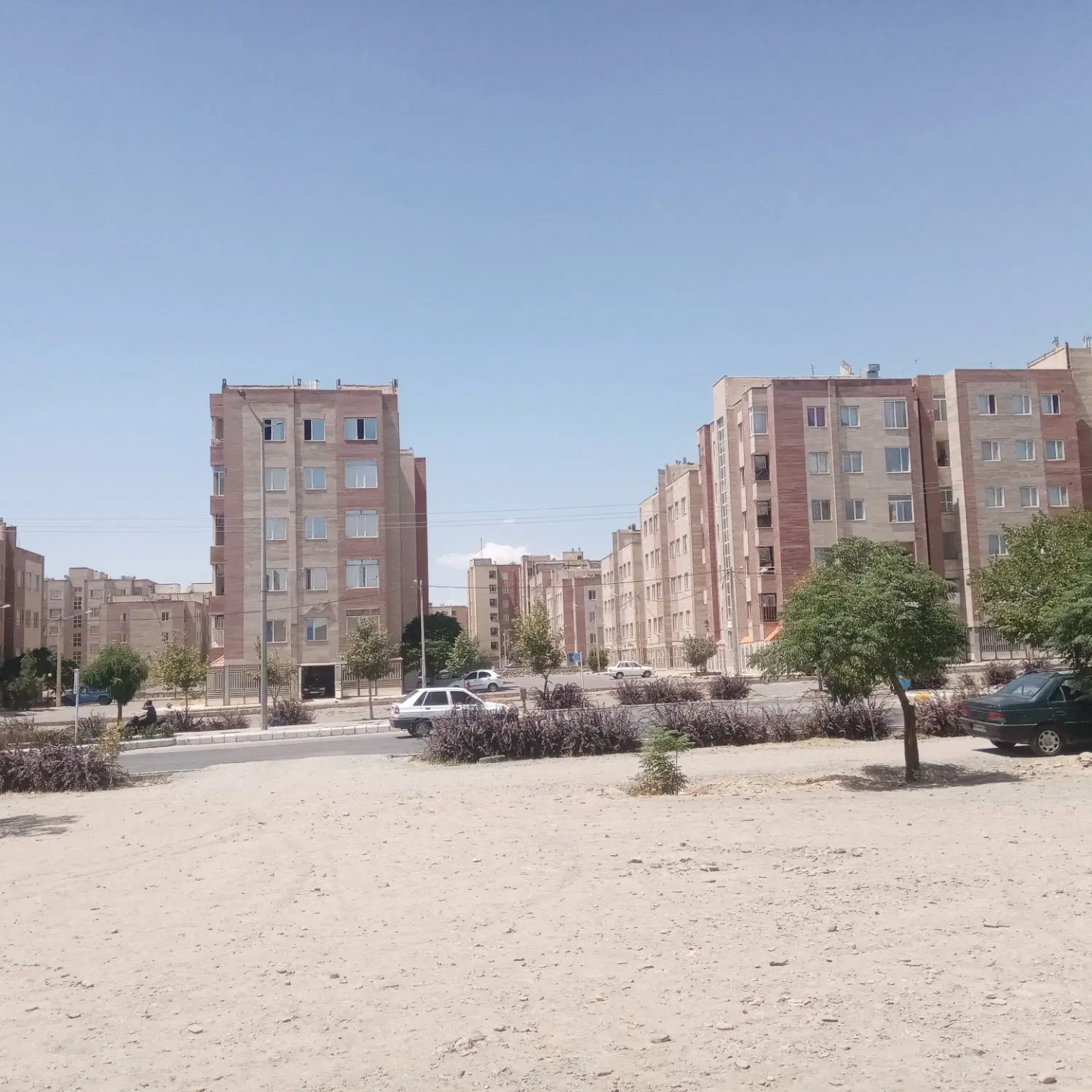 مسکن مهر 83 متری جانبازان دو واحدی