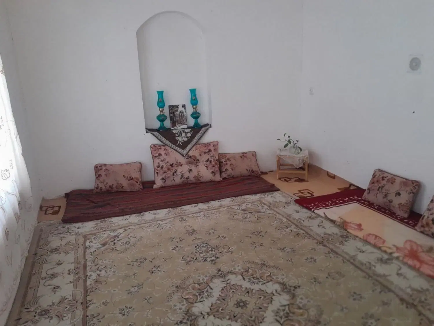 بوم گردی عمارت وکیل سوئیت و اتاق اجاره