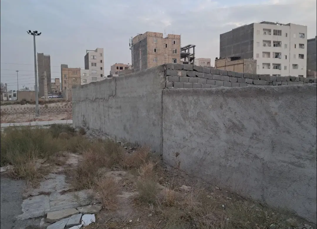 نیاز به ۵۰ م زمین جهت ساخت خانه بر خانواده نیازمند