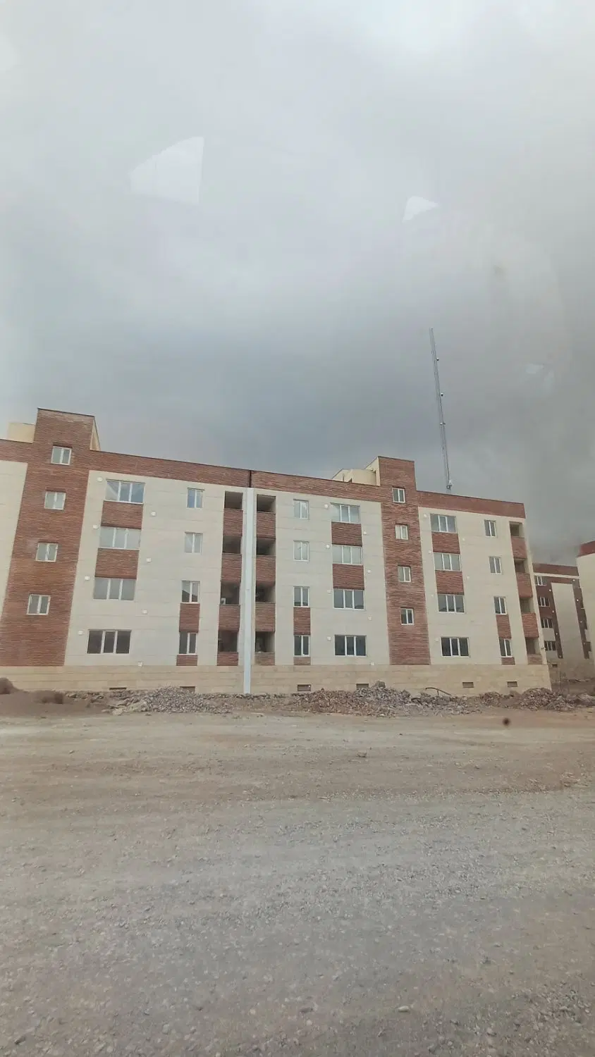 بجای پول دادن ب صاحب خانه با۶۹۰تومن صاحب خونه‌شو