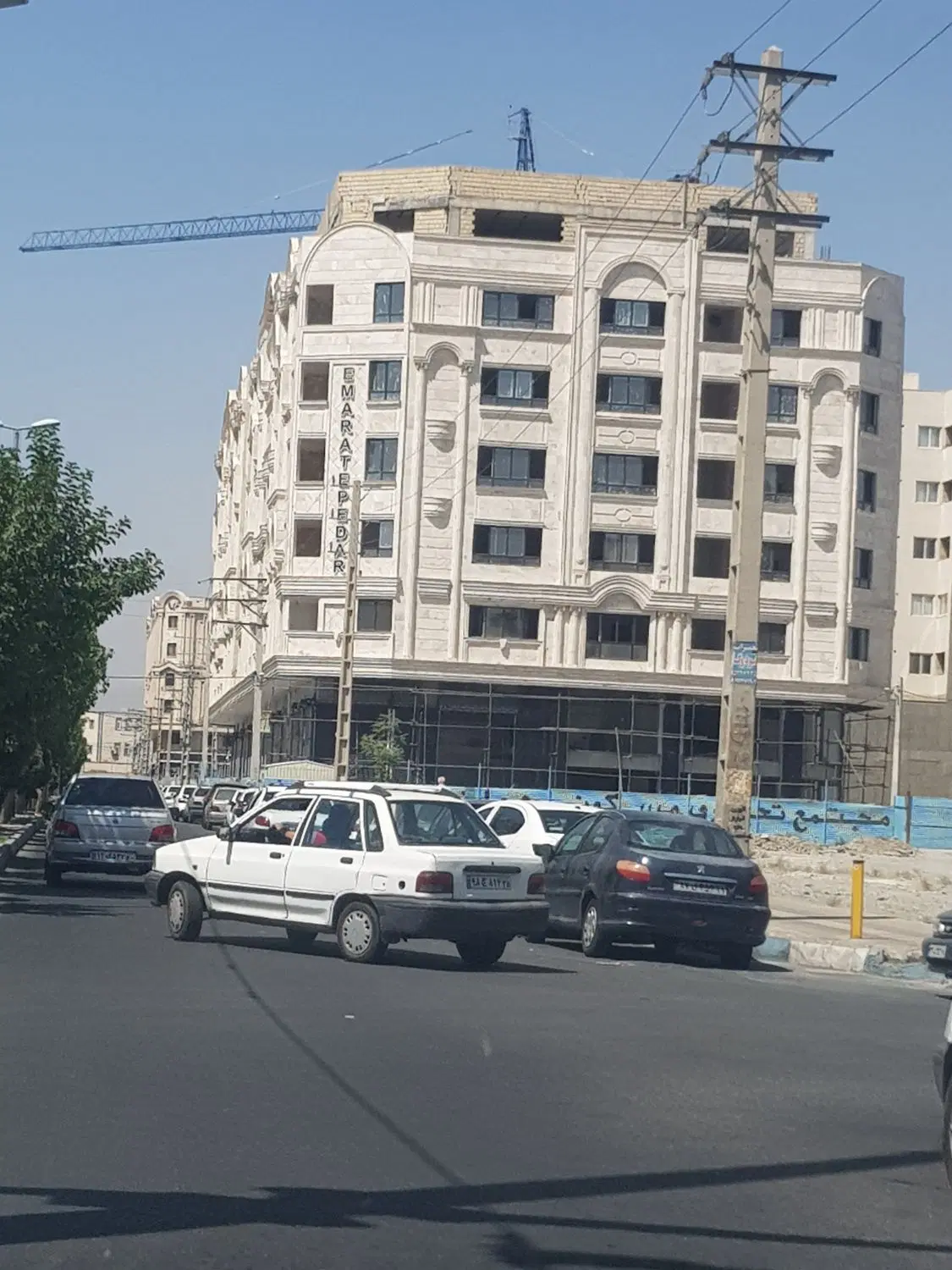 آپارتمان شهرک صدف اندیشه واحد ۱۱۰ متری
