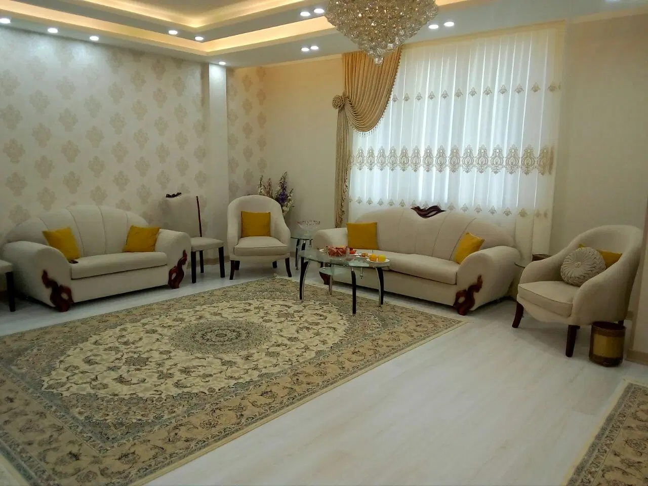 آپارتمان ۱۲۵ متری فردوسی - نادری شمالی