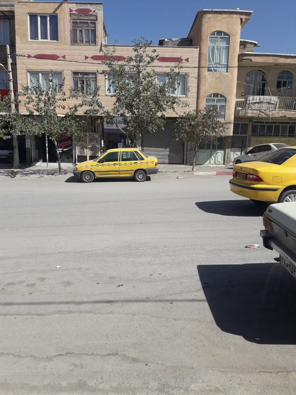 فروش خانه و مغازه در نایسر
