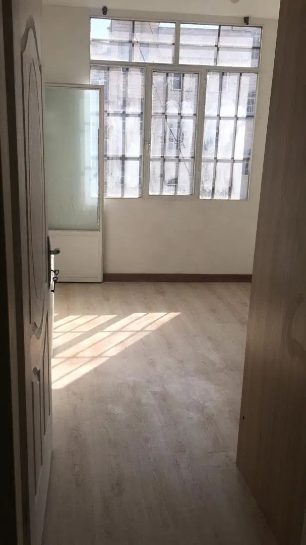 جمهوری یاسری ۴۸ متر