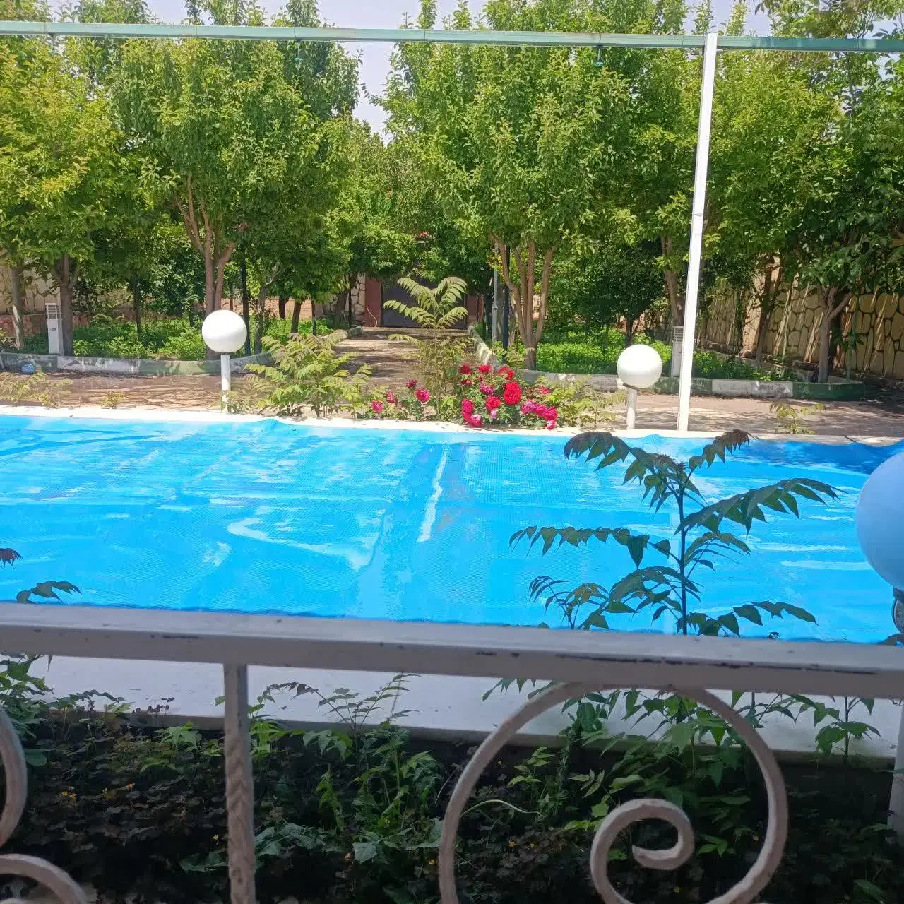 باغ ویلا خاص و زیبا ابتدای جاده گلمکان