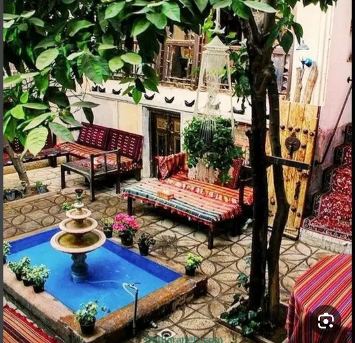 منزل  مسکونی قدیمی، ۵۰۰ متری